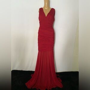 Halston heritage sleeveless V-neck  pleated long red mermaid dress
